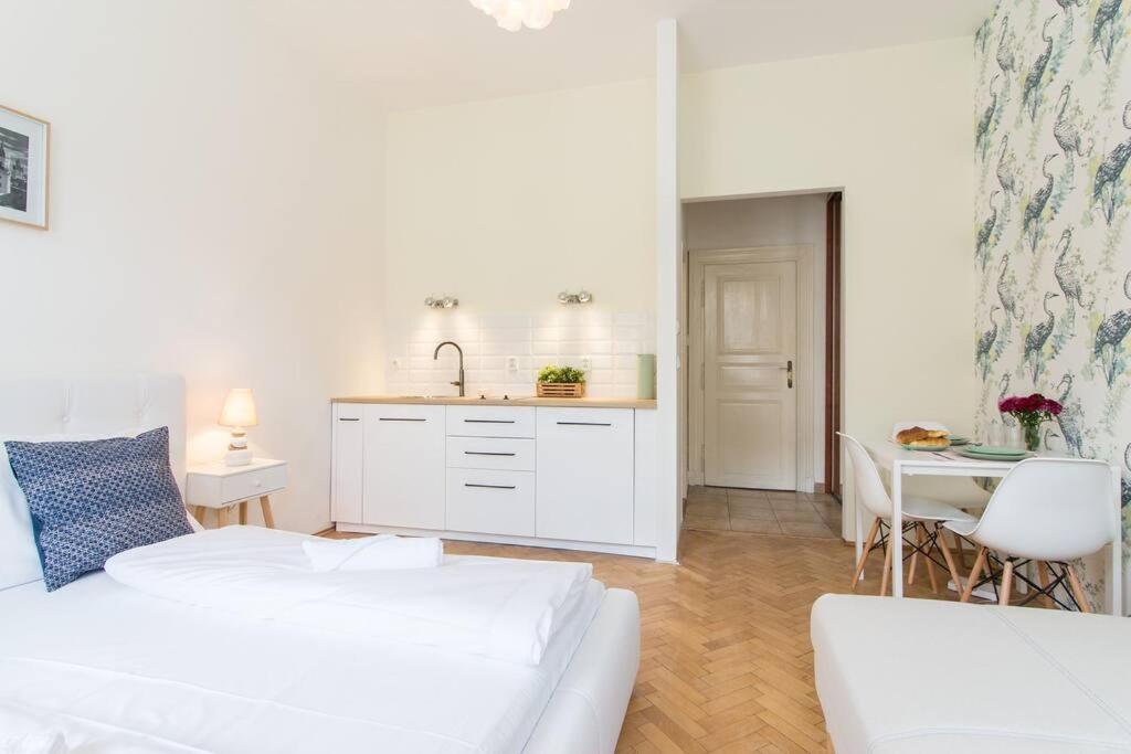 Apartamento Studio In The Historic Center Praga Exterior foto